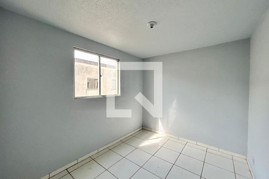 Quarto 1 de apartamento para alugar com 2 quartos, 43m² em Santo Afonso, Novo Hamburgo