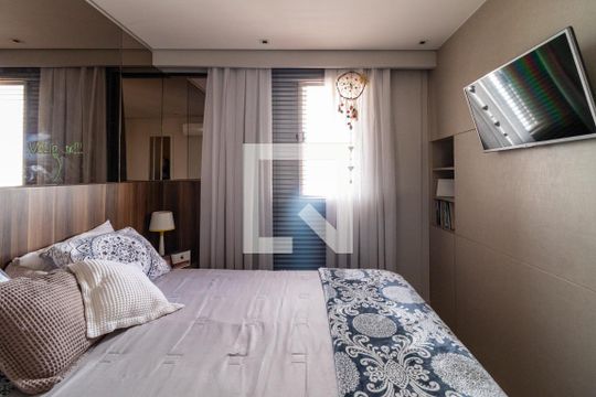 Suíte de apartamento para alugar com 1 quarto, 56m² em Bom Retiro, São Paulo