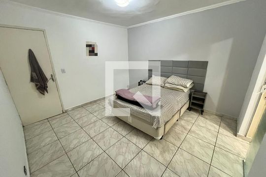 Quarto 1 de casa à venda com 2 quartos, 100m² em Jardim Santa Mena, Guarulhos