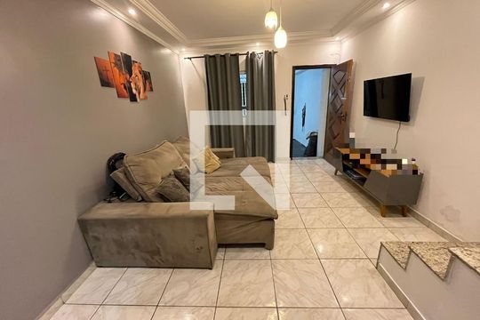 Sala de casa para alugar com 2 quartos, 100m² em Jardim Santa Mena, Guarulhos