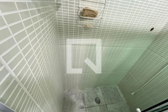 Banheiro 1 de casa à venda com 2 quartos, 100m² em Jardim Santa Mena, Guarulhos