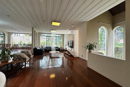 Sala de casa à venda com 4 quartos, 700m² em Alphaville Residencial Dois, Barueri