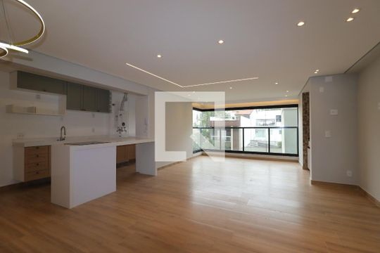 Sala de apartamento à venda com 2 quartos, 87m² em Jardim Bela Vista, Santo André
