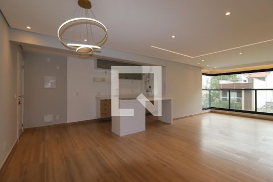 Sala de apartamento à venda com 2 quartos, 87m² em Jardim Bela Vista, Santo André