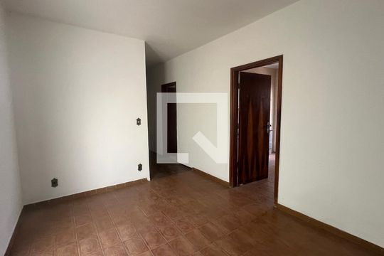 Sala de casa à venda com 3 quartos, 170m² em Jardim Conceição, Campinas