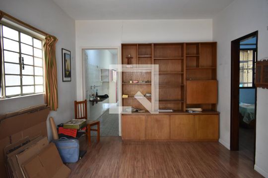 Sala de casa à venda com 3 quartos, 224m² em Mirandópolis, São Paulo