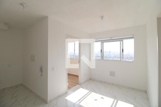 Sala de apartamento para alugar com 2 quartos, 34m² em Veleiros, São Paulo