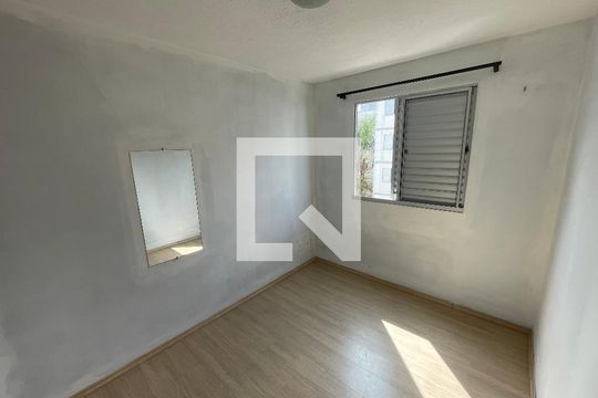 Quarto 2 de apartamento para alugar com 2 quartos, 43m² em Vila Izabel, Guarulhos