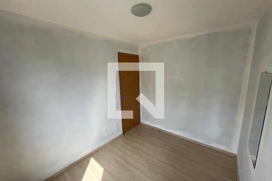 Quarto 2 de apartamento para alugar com 2 quartos, 43m² em Vila Izabel, Guarulhos