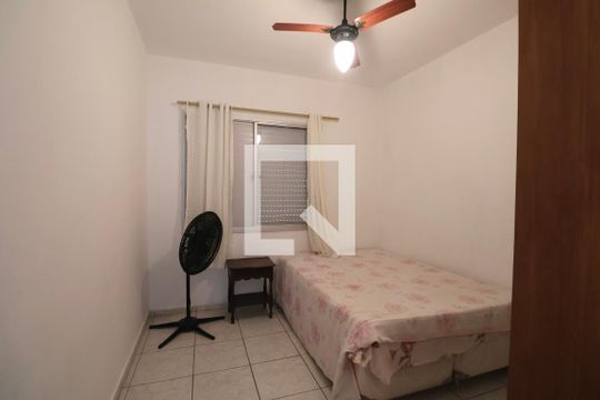 Quarto de apartamento para alugar com 3 quartos, 80m² em Vila Julia, Guarujá