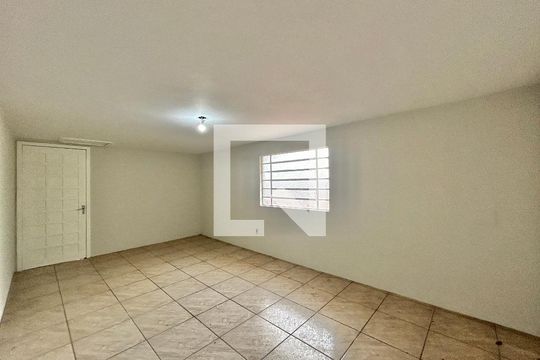 Garagem de casa à venda com 4 quartos, 200m² em Operário, Novo Hamburgo