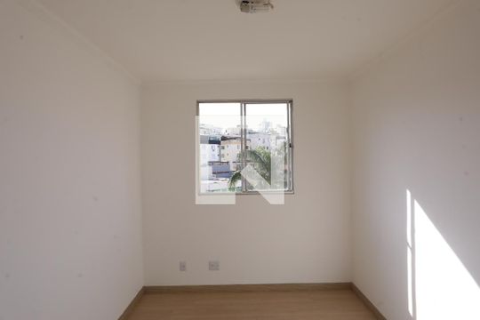 Quarto 1 de apartamento para alugar com 2 quartos, 49m² em Castelo, Belo Horizonte