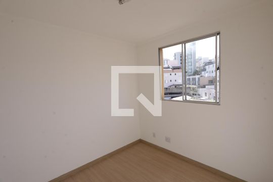 Quarto 1 de apartamento para alugar com 2 quartos, 49m² em Castelo, Belo Horizonte
