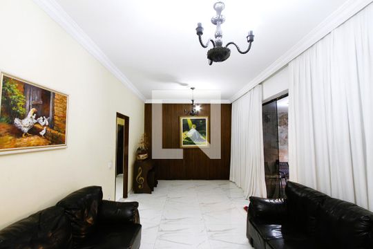 Sala de casa para alugar com 7 quartos, 350m² em Prado, Belo Horizonte