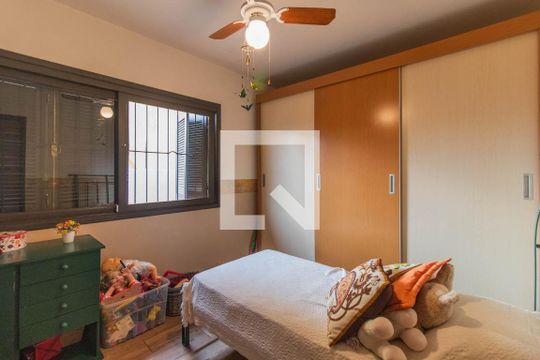 Quarto 1 de casa à venda com 3 quartos, 281m² em Espírito Santo, Porto Alegre
