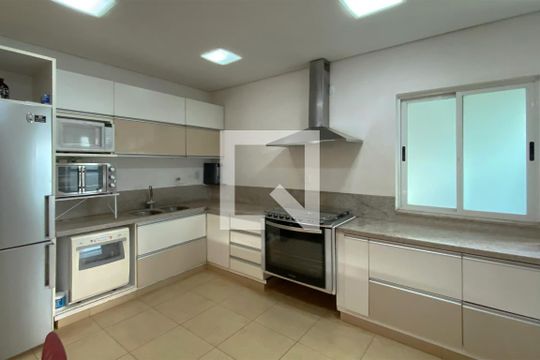 Cozinha de casa à venda com 5 quartos, 460m² em Jardim Canada, Nova Lima