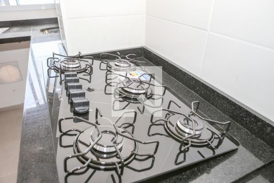 Cozinha e Área de Serviço de apartamento para alugar com 2 quartos, 38m² em Lapa, São Paulo