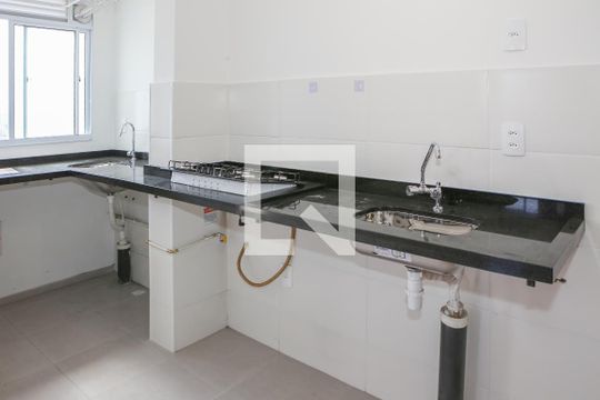 Cozinha e Área de Serviço de apartamento para alugar com 2 quartos, 38m² em Lapa, São Paulo
