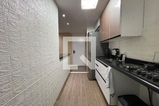 Cozinha de apartamento à venda com 2 quartos, 65m² em Rio Pequeno, São Paulo