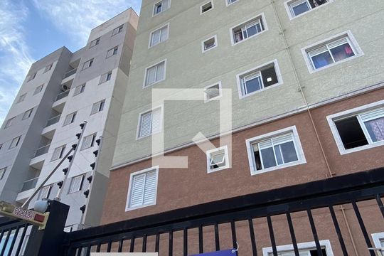 Fachada de apartamento para alugar com 2 quartos, 45m² em Parque Cisper, São Paulo