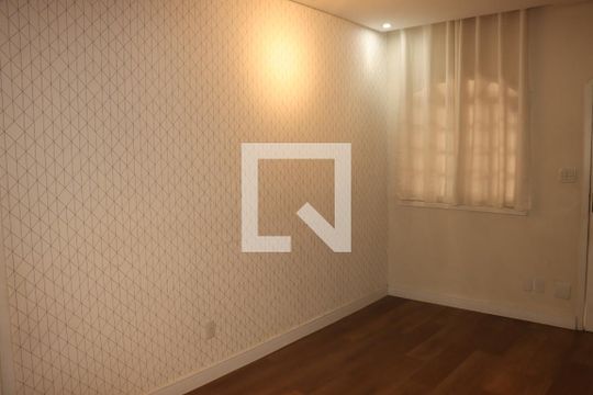 Casa para alugar com 2 quartos, 95m² em Cidade Satelite Santa Barbara, São Paulo