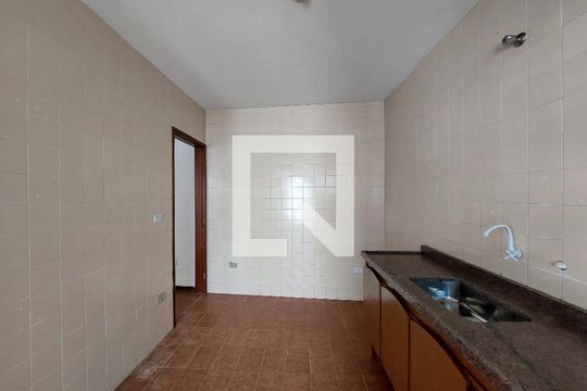 Cozinha de casa à venda com 1 quarto, 40m² em Jardim Cruzeiro, São Paulo