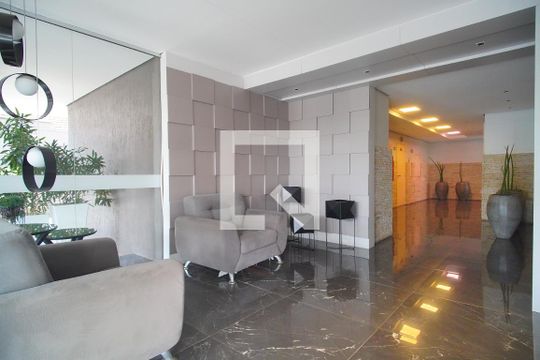 Hall de entrada de apartamento à venda com 3 quartos, 116m² em Rio Branco, Novo Hamburgo