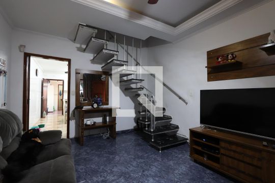 Sala de casa à venda com 3 quartos, 240m² em Vila Graciosa, São Paulo