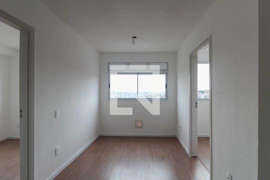 Sala/Cozinha de apartamento à venda com 2 quartos, 36m² em Fazenda da Juta, São Paulo