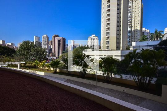 Vista de apartamento para alugar com 1 quarto, 40m² em Super Quadra Morumbi, São Paulo