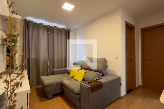 Sala de apartamento à venda com 2 quartos, 44m² em Vila Barros, Guarulhos
