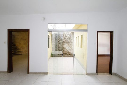 Sala de casa à venda com 4 quartos, 366m² em Salgado Filho, Belo Horizonte