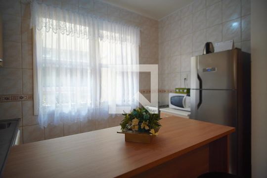 Cozinha de apartamento à venda com 1 quarto, 40m² em São Geraldo, Porto Alegre