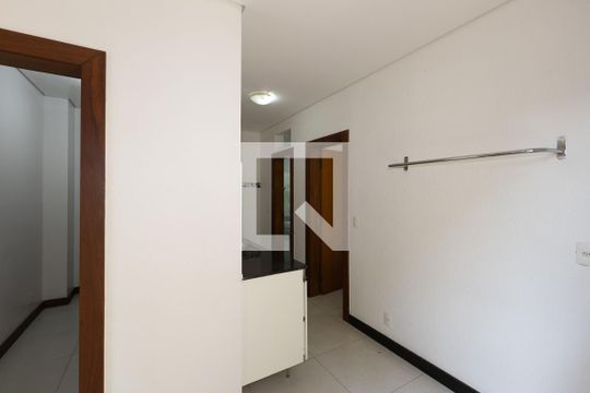 Área de Serviço de casa de condomínio à venda com 3 quartos, 320m² em Fazenda dos Pires, Nova Lima