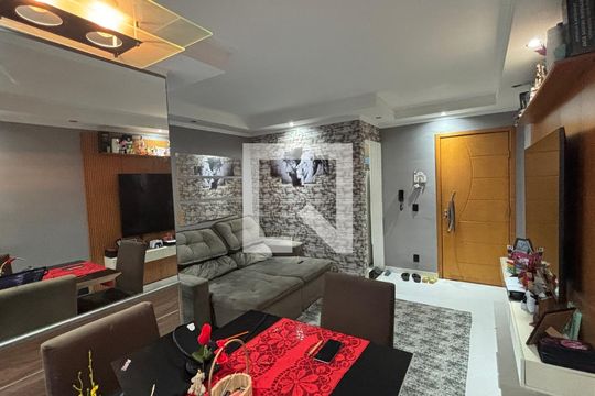 Sala de apartamento para alugar com 3 quartos, 69m² em Parque Erasmo Assunção, Santo André