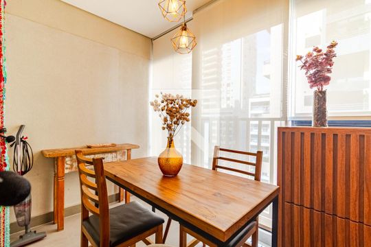 Varanda de apartamento à venda com 1 quarto, 40m² em Pinheiros, São Paulo