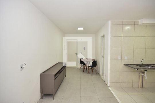 Sala/Quarto de kitnet/studio à venda com 1 quarto, 34m² em Jardim Ampliacao, São Paulo