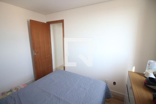 Quarto 1 de apartamento à venda com 2 quartos, 57m² em Cinco, Contagem
