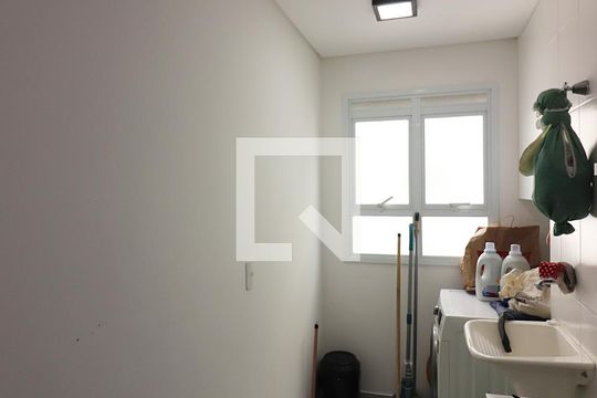 Cozinha e Área de Serviço de apartamento para alugar com 2 quartos, 56m² em Baeta Neves, São Bernardo do Campo