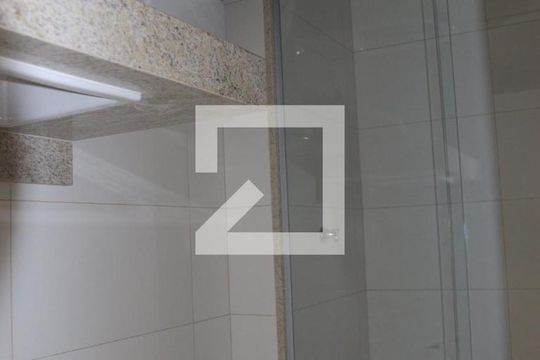 Banheiro Social de apartamento à venda com 3 quartos, 74m² em Setor Aeroporto, Goiânia