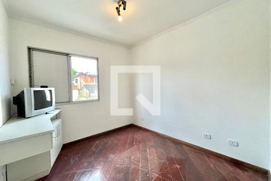 Quarto 2 de apartamento para alugar com 2 quartos, 65m² em Vila Campestre, São Paulo