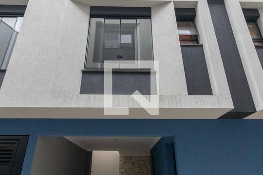 Fachada de casa de condomínio à venda com 2 quartos, 91m² em Vila Ré, São Paulo