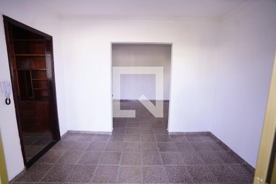 Sala de casa para alugar com 5 quartos, 360m² em Jardim Europa, Goiânia
