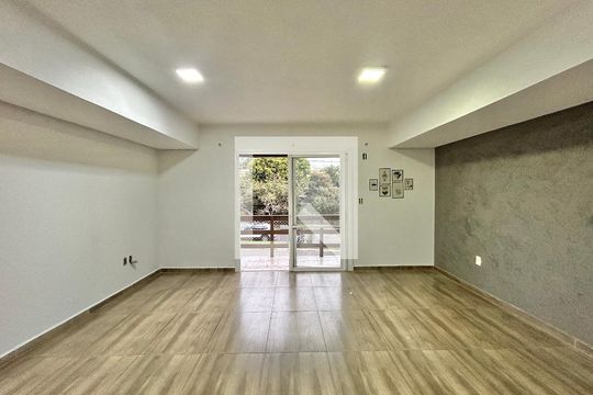 Sala de apartamento à venda com 2 quartos, 80m² em Santa Teresa, São Leopoldo