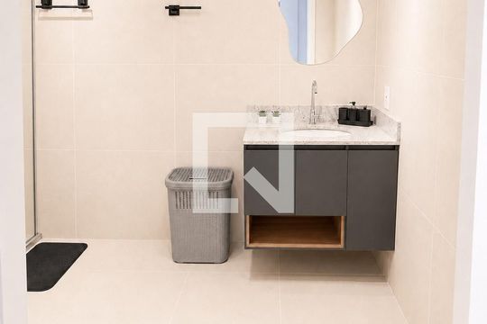 Banheiro de kitnet/studio para alugar com 1 quarto, 32m² em Sacomã, São Paulo