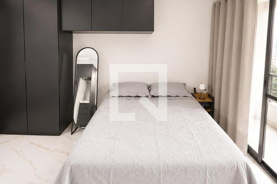 Quarto de kitnet/studio para alugar com 1 quarto, 32m² em Sacomã, São Paulo