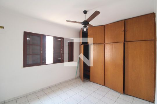 Quarto 1 de casa à venda com 2 quartos, 95m² em Socorro, São Paulo