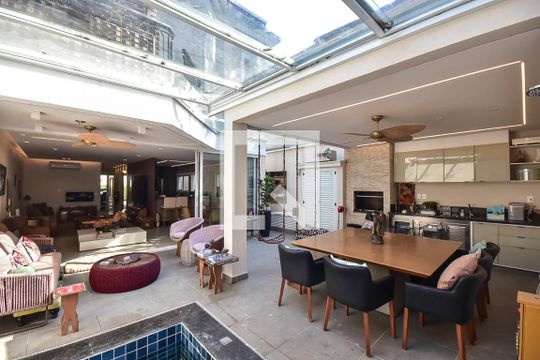 Espaço Gourmet de casa de condomínio à venda com 4 quartos, 300m² em Jardim Panorama, São Paulo