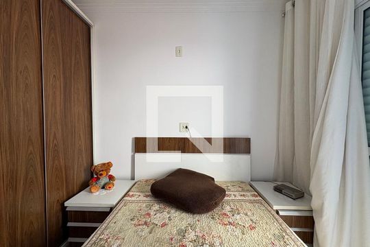 Suite de apartamento à venda com 2 quartos, 55m² em Parque Oratório, Santo André