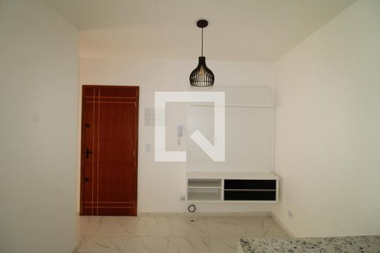 Sala / Cozinha de apartamento para alugar com 1 quarto, 29m² em Vila Paulicéia, São Paulo